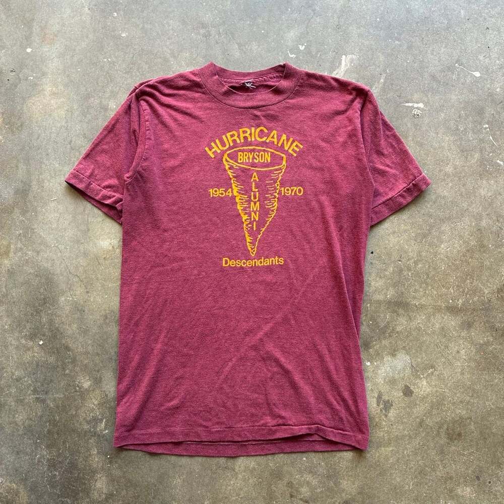 1970’s Vintage Bryson Hurricane Alumni Graphic T-Shirt Maroon single stitch